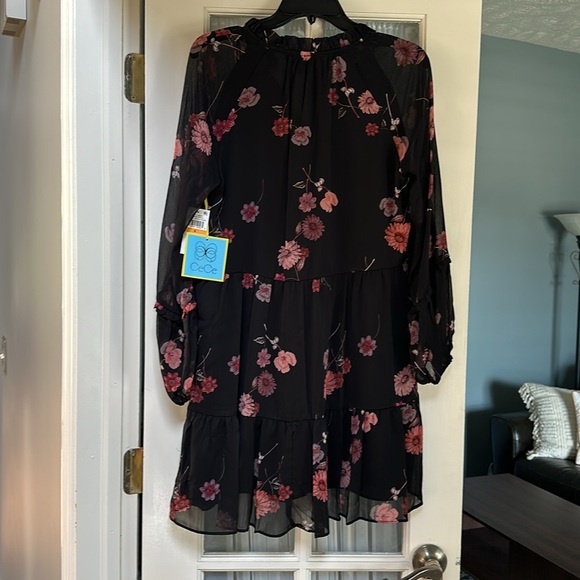 CeCe dress Small flowered IPANEMA STROLL tiered skirt lined NWT sheer sleeve - Picture 9 of 12